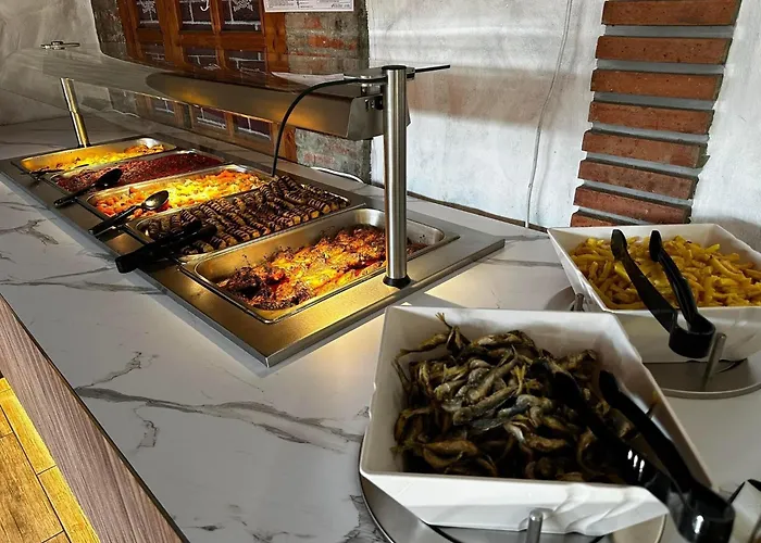 хотел м1 Hotel